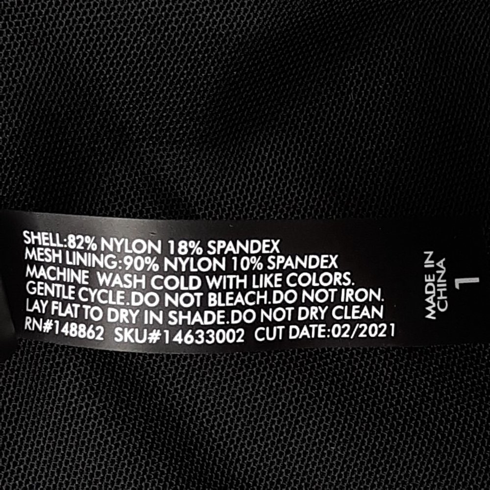 Crop Rashguard, Snake Rose 🧾 - Picture 12 of 15